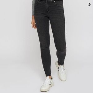 Dynamite Kate High Rise Skinny Jean